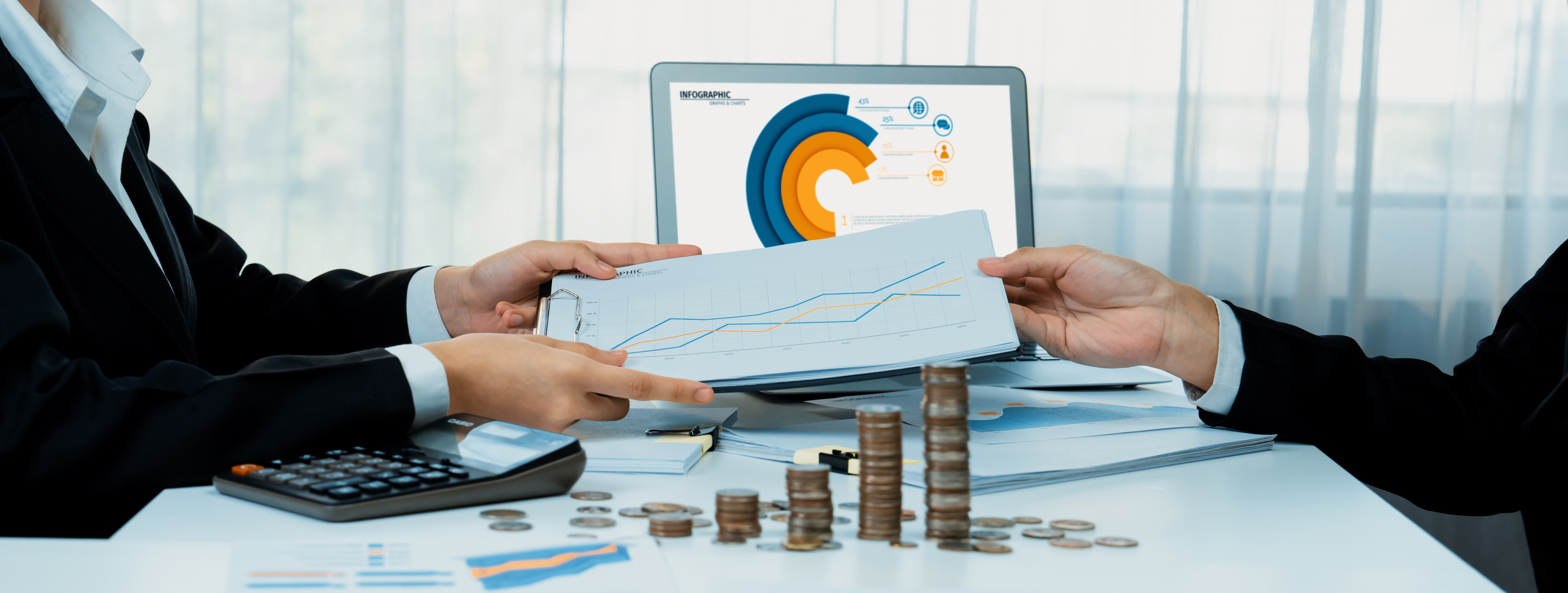 Business intelligence analyst using BI software on laptop with data-driven insights